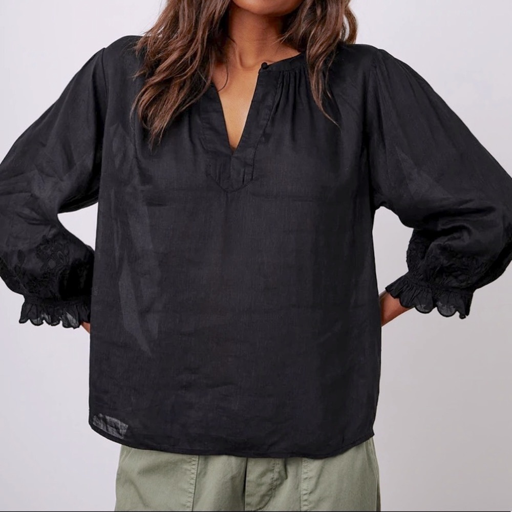 Velvet by Graham & Spenser Black Pima Cotton Peasant Blouse Lace Cuffs LS NWT XS